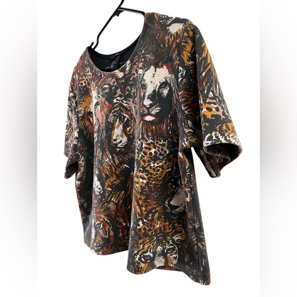 H&M short sleeve lion cheetah shirt blouse - Picture 3 of 5